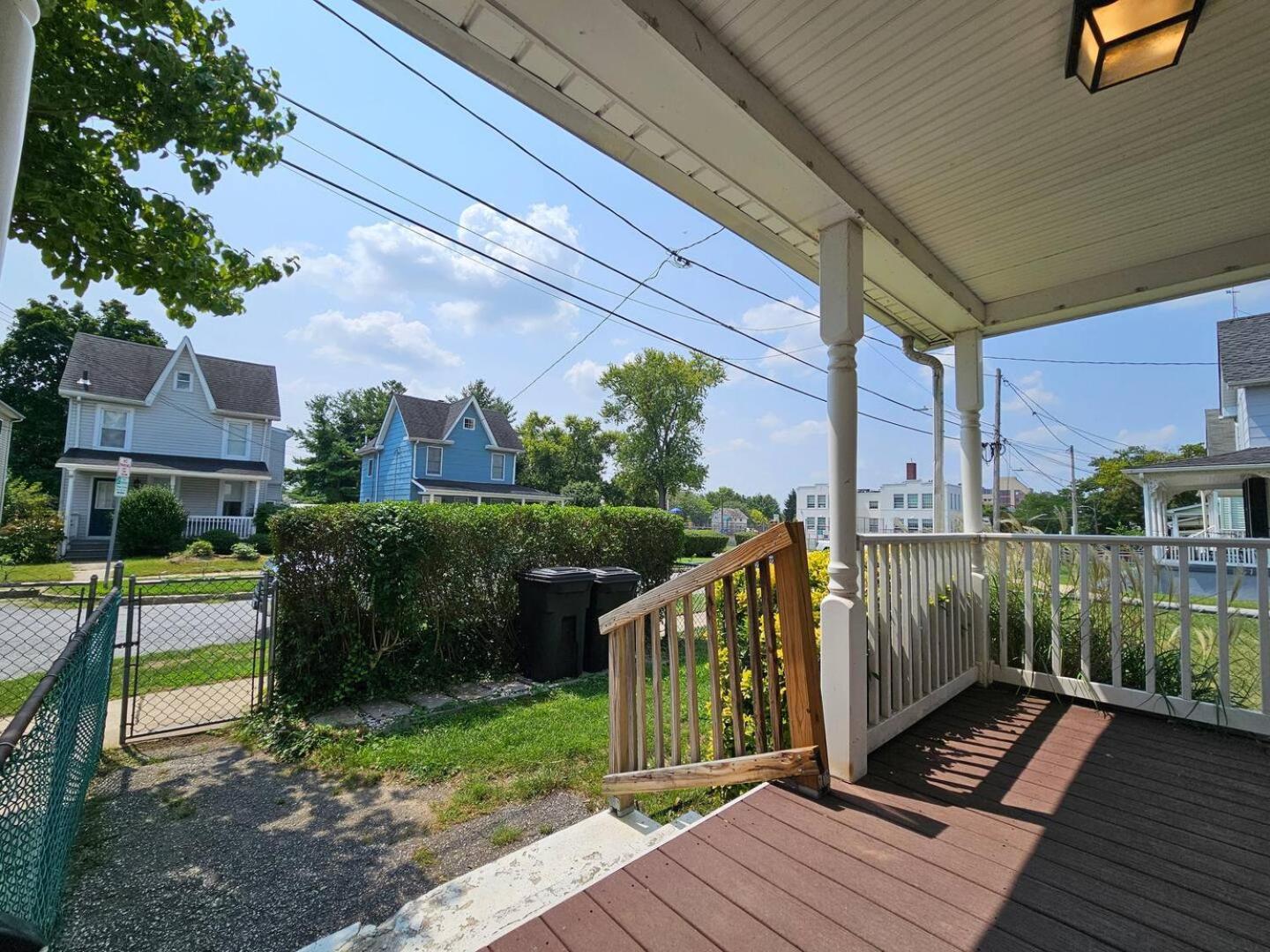 Two Story Queen Primary Towson Ngoại thất bức ảnh